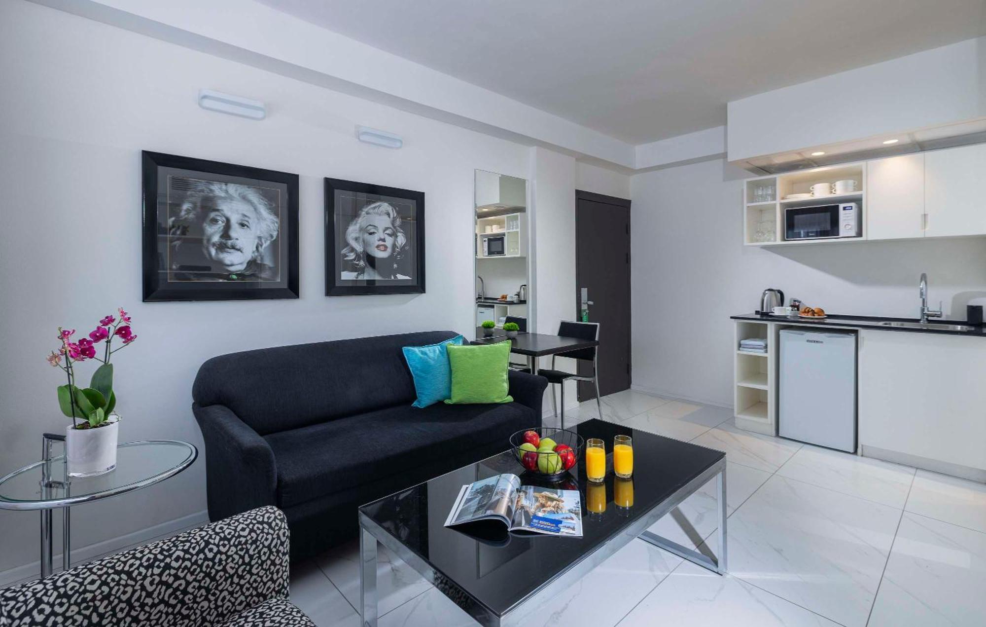 Queen Suite Sofa Bed