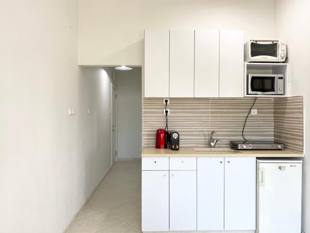 Superior One-Bedroom Apartment Sea View 210 Hayarkon Street